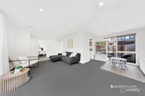 Property photo of 1/35 Cuthbert Drive Mill Park VIC 3082