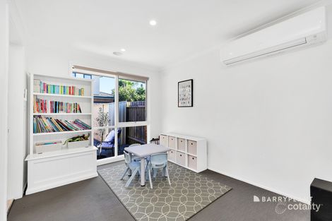 Property photo of 1/35 Cuthbert Drive Mill Park VIC 3082