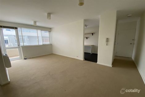 Property photo of 14/321 Beaconsfield Parade St Kilda West VIC 3182