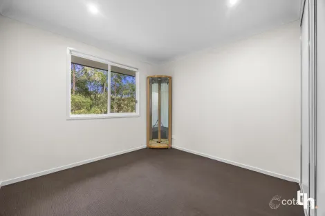 Property photo of 6 Santa Fe Close Cameron Park NSW 2285