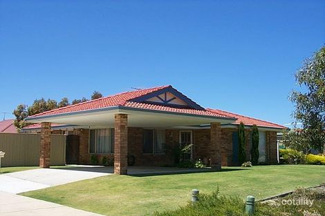 Property photo of 28 Glenfine Way Carramar WA 6031