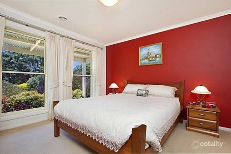 Property photo of 2 Battunga Court Strathfieldsaye VIC 3551