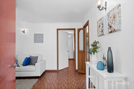 Property photo of 4 Lublin Crescent Hackham West SA 5163