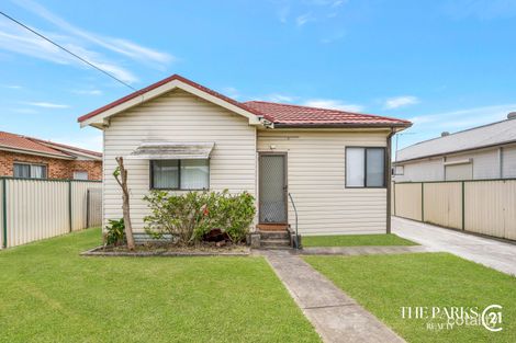 Property photo of 33 Loftus Street Fairfield East NSW 2165