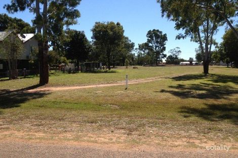 10 Gordon St, Alpha, QLD 4724