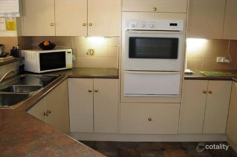 Property photo of 4 Busbridge Court Loxton SA 5333