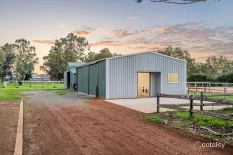 Property photo of 58 Kentucky Drive West Darling Downs WA 6122