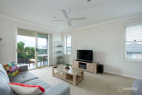 Property photo of 19 Harmony Crescent Mount Hutton NSW 2290