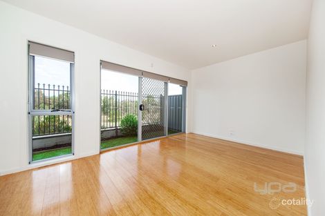 Property photo of 6/13 Greville Street Caroline Springs VIC 3023