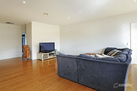 Property photo of 11 Jean Place Grovedale VIC 3216