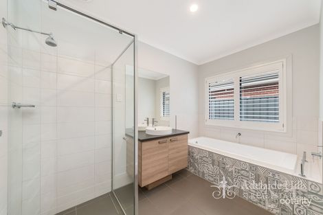 Property photo of 77 East Parkway Mount Barker SA 5251