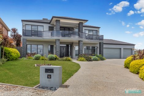 Property photo of 11 Akins Rise Golden Square VIC 3555