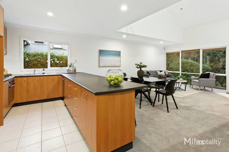 Property photo of 17 Hylton Crescent Rosanna VIC 3084