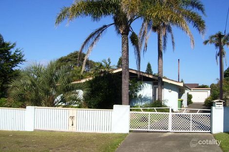 6 Old Bar Rd, Old Bar, NSW 2430