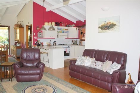 Property photo of 4 Endeavour Street Yamba NSW 2464