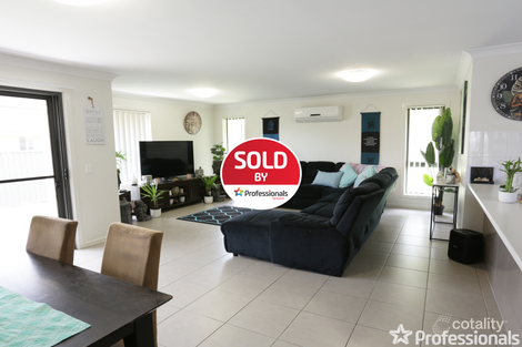 Property photo of 10 Regal Park Drive Oxley Vale NSW 2340