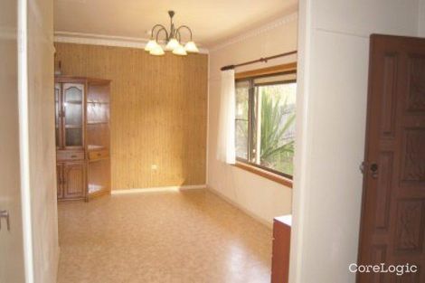 Property photo of 6 Trevor Avenue Lake Heights NSW 2502