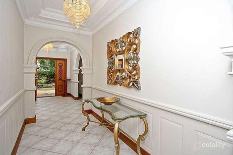 Property photo of 10 Swansea Circuit Gulfview Heights SA 5096