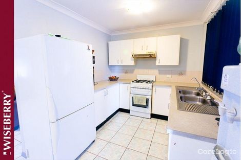 Property photo of 302 Copperfield Drive Rosemeadow NSW 2560