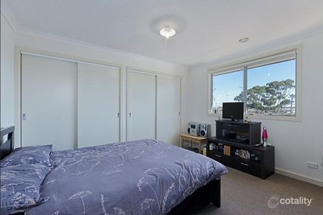 Property photo of 2/3 Tanner Street Breakwater VIC 3219