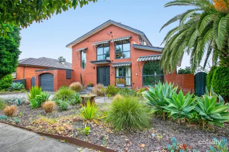 Property photo of 98 Massey Avenue Reservoir VIC 3073