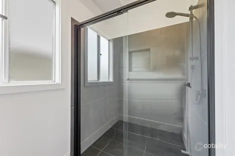 Property photo of 35 Imperial Circuit Victor Harbor SA 5211