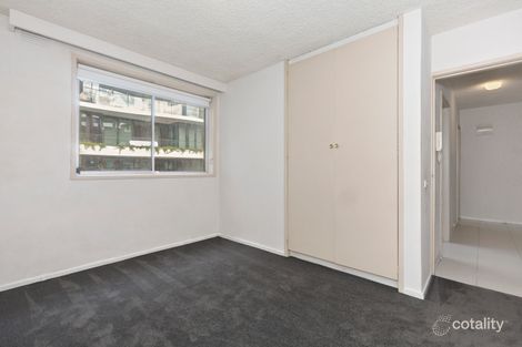 Property photo of 15/7 Alfred Square St Kilda VIC 3182