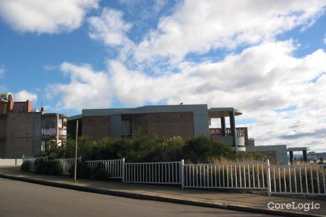 Property photo of 42 Colliers Close Newcastle East NSW 2300