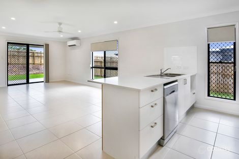 Property photo of 11 Peak Circuit Cosgrove QLD 4818