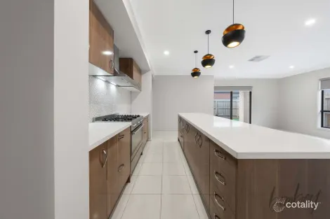 Property photo of 45 Foxtail Circuit Wallan VIC 3756