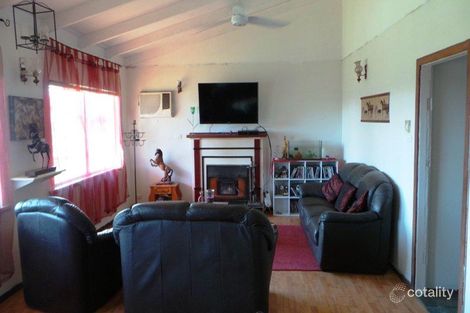 Property photo of 35 Railway Parade Yarloop WA 6218