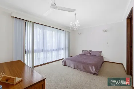 Property photo of 10 Castle Street Moe VIC 3825