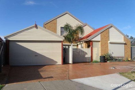 Property photo of 16 Brampton Circuit Delahey VIC 3037