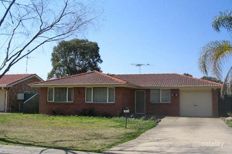 5 Nimbin Ave, Hoxton Park, NSW 2171