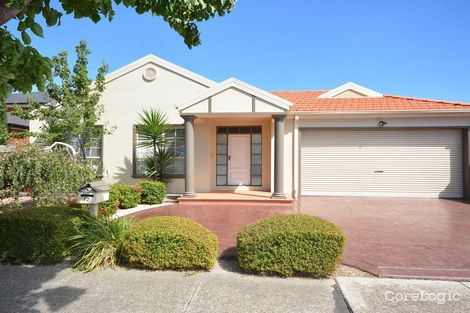 Property photo of 12 Glenview Street Roxburgh Park VIC 3064