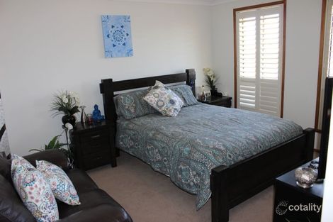 Property photo of 2 Tahara Crescent Estella NSW 2650