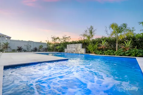 1919 Sunningdale Ct, Hope Island, QLD 4212