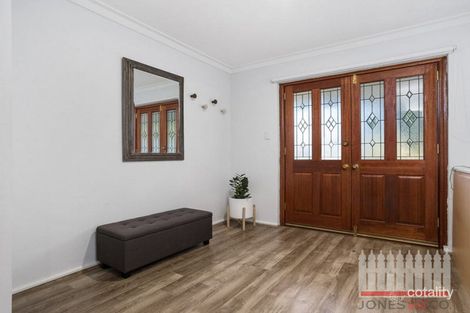 Property photo of 2 Ireland Way Bassendean WA 6054