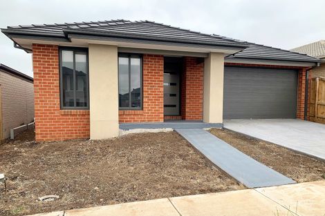 Property photo of 9 Kestrel Street Beveridge VIC 3753