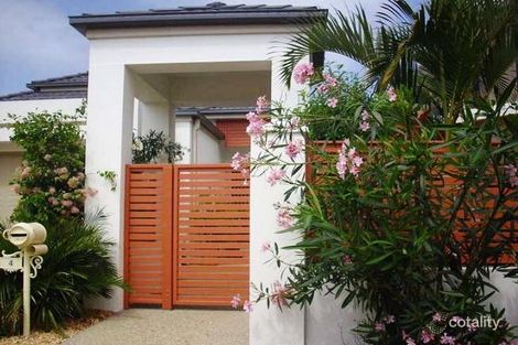 Property photo of 4 Kristen Court Redcliffe QLD 4020