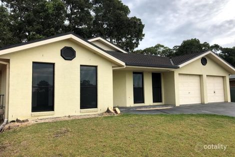 Property photo of 34 Stirling Crescent Fletcher NSW 2287