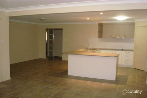 Property photo of 92 School Road Wynnum West QLD 4178