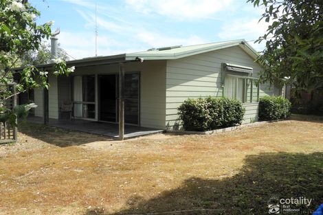 Property photo of 37 First Parade Raymond Island VIC 3880