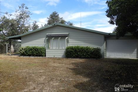 Property photo of 37 First Parade Raymond Island VIC 3880