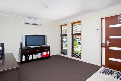 Property photo of 41 Wiseman Circuit Ropes Crossing NSW 2760