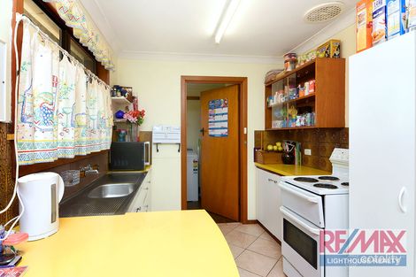 Property photo of 40 Jacaranda Crescent Withers WA 6230