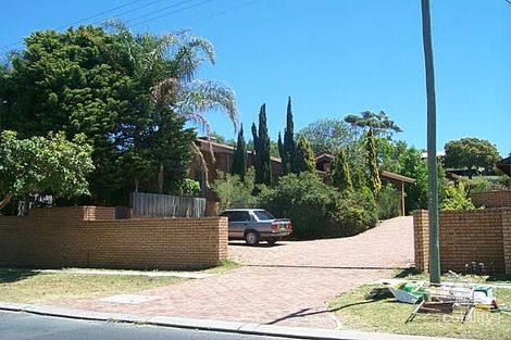 81 Calais Rd, Scarborough, WA 6019