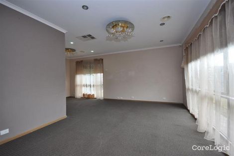 Property photo of 28 Milford Court Meadow Heights VIC 3048