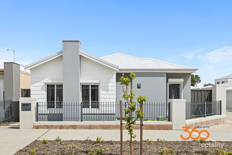 Property photo of 66 Mangles Drive Ellenbrook WA 6069