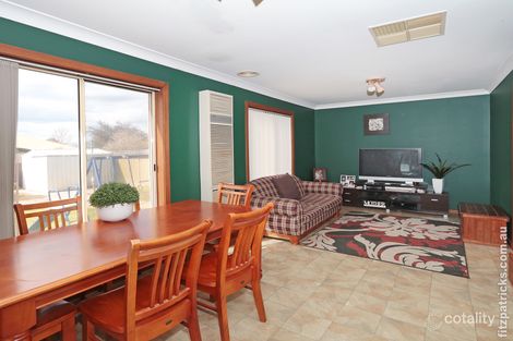 Property photo of 102 Undurra Drive Glenfield Park NSW 2650